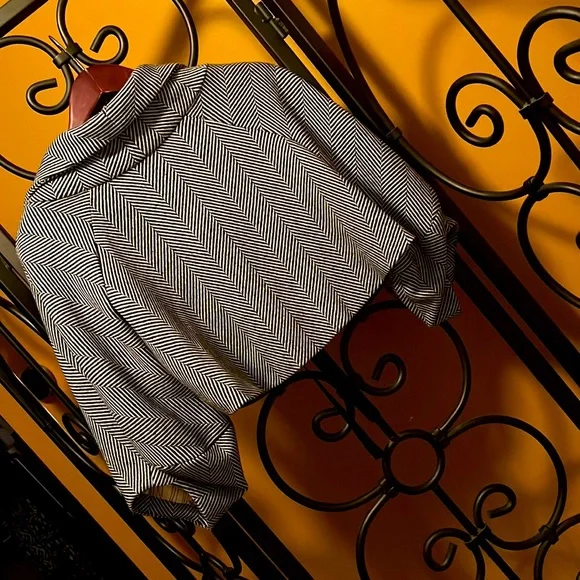 WALTER BY WALTER BAKER Tweed Crop Suit Jacket - Picture 6 of 8